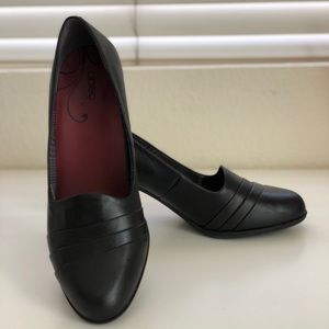 Abeo Short Black Heels